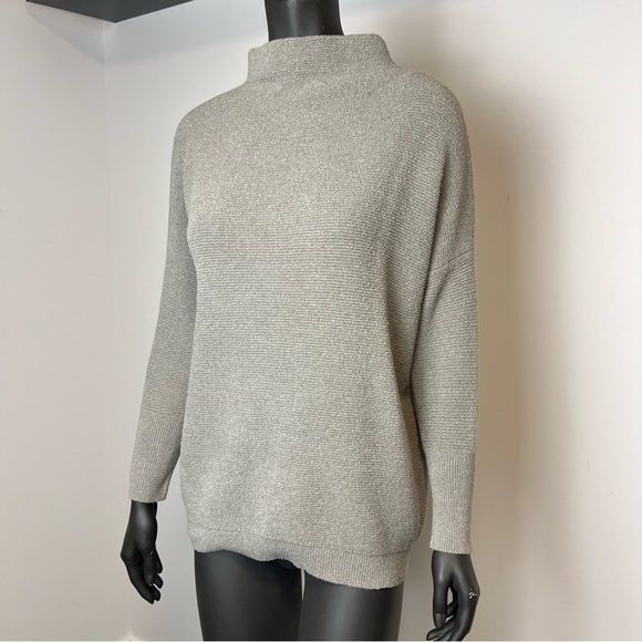 ⚪️ Devoted Ottoman Grey Ribbed Sweater - Picture 1 of 8